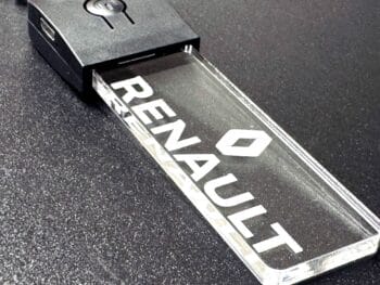 Renault Logo LED Light Keyring / Keychain - Image 9